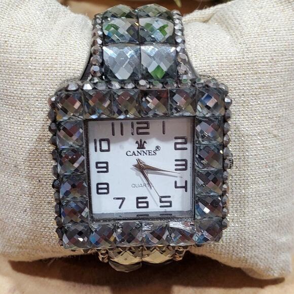 𝅺Cannes jewled Bling‎ Rhinestone bracelet watch - Picture 2 of 6